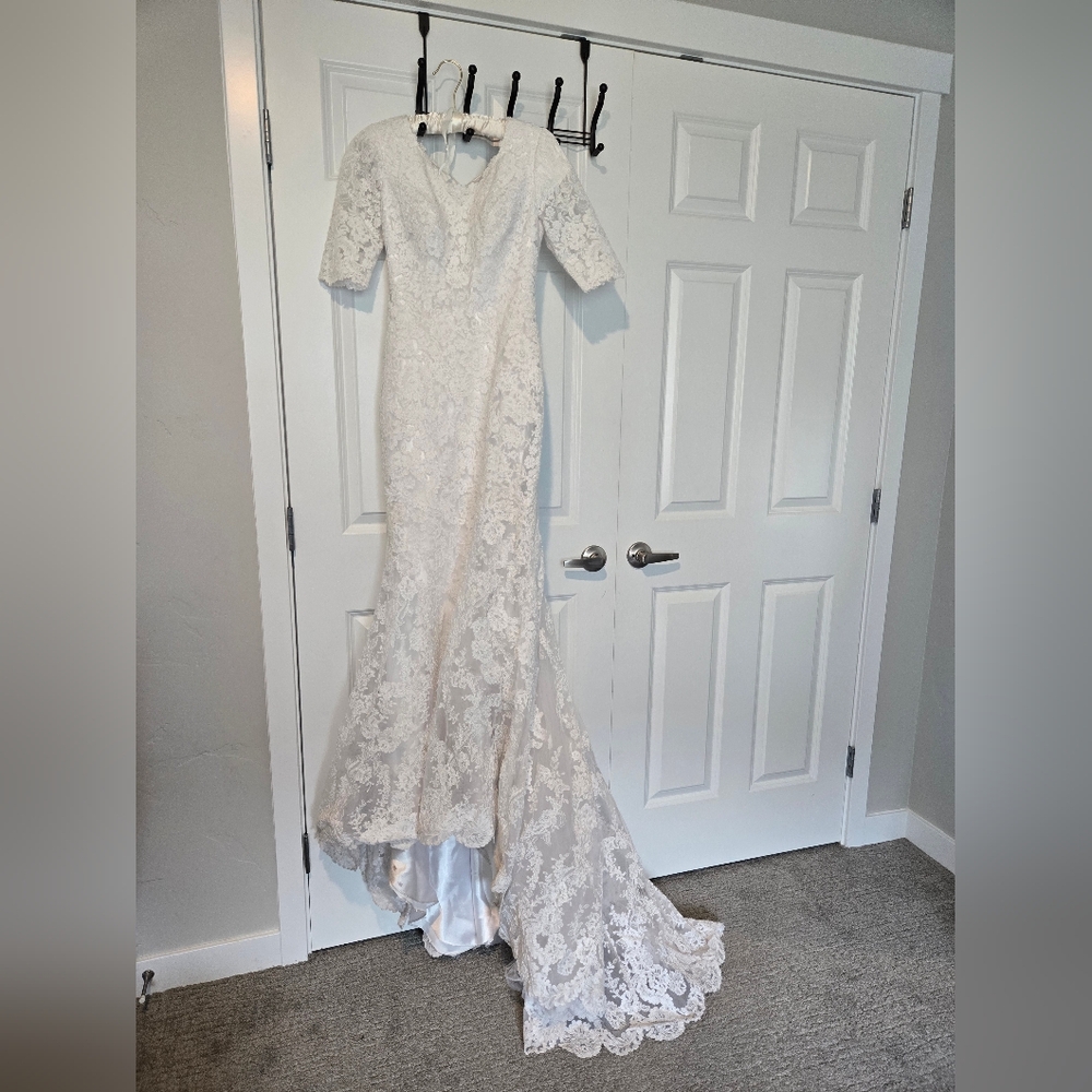 Allure Bridals Modest Mermaid Lace Wedding Dress
